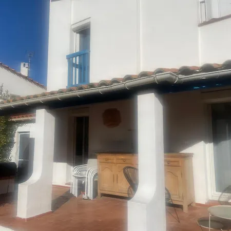 Holiday home En Roussillon